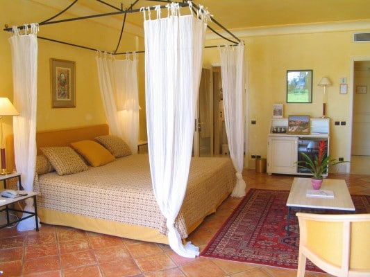 Messardiere Guestroom