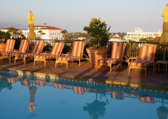 Canary rooftop pool