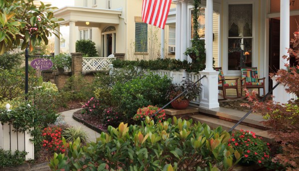 Azalea Inn and Garden