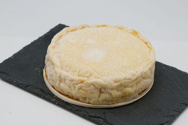 Soumaintrain cheese. Photo by Pierre-Yves Beaudouin via Wikimedia Commons