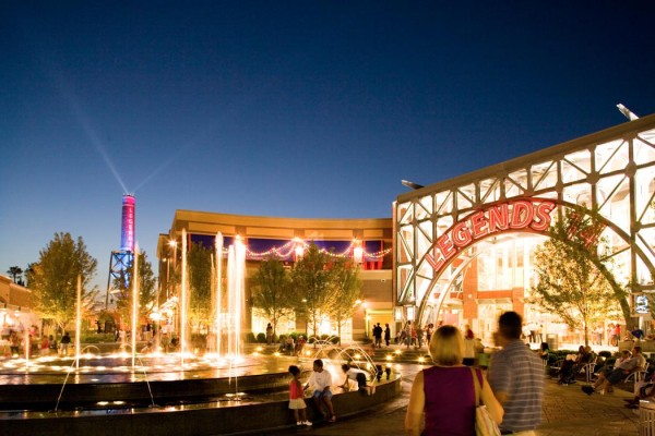 Legends Outlets Kansas City