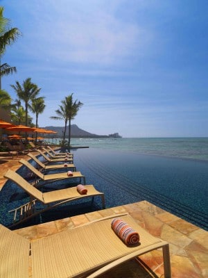 Sheraton Waikiki Infinity Pool with ocean view