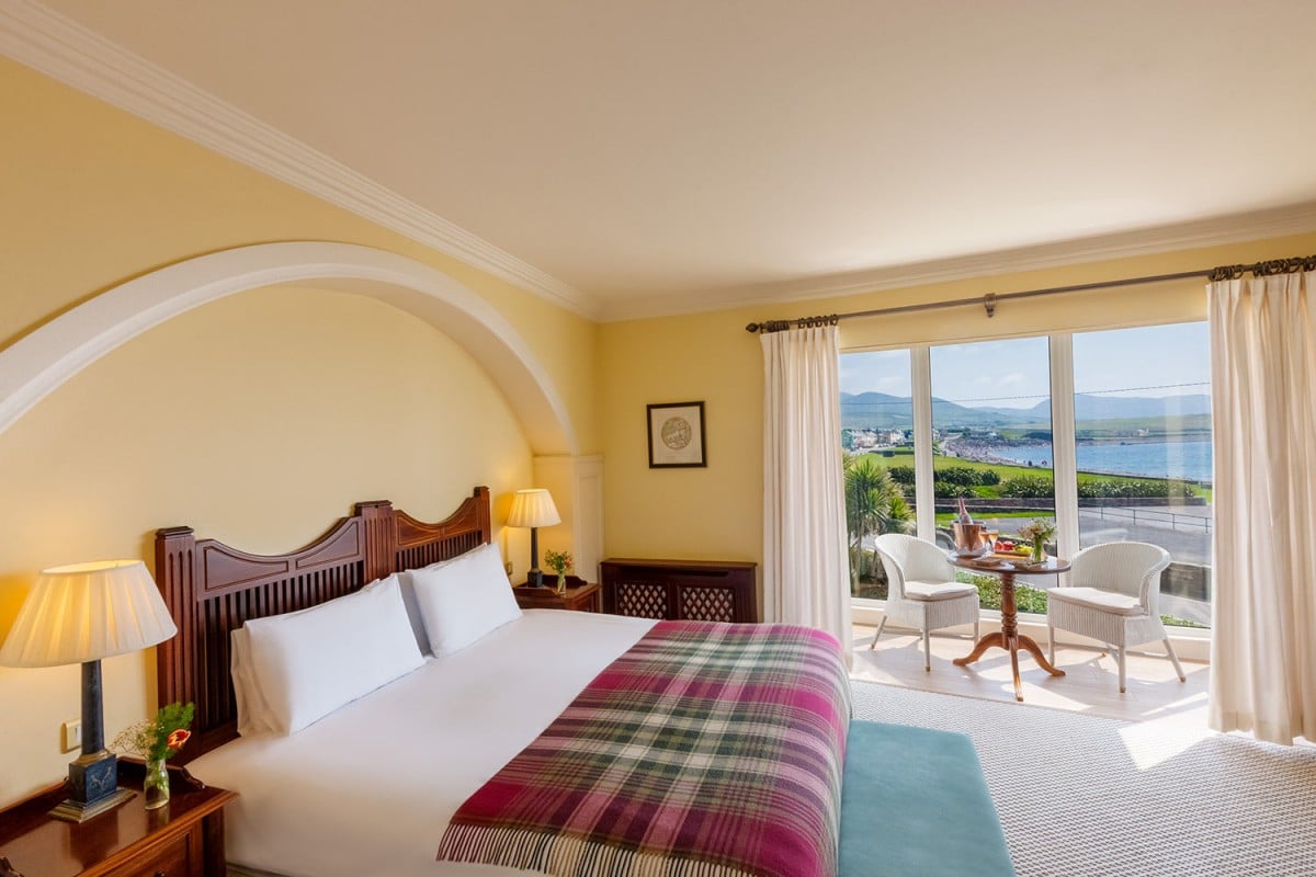 Butler Arms Hotel: Bay Views and Luxury in Waterville, Ireland