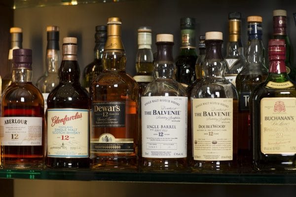 Westin Kierland Scotch Library bottle detail 1