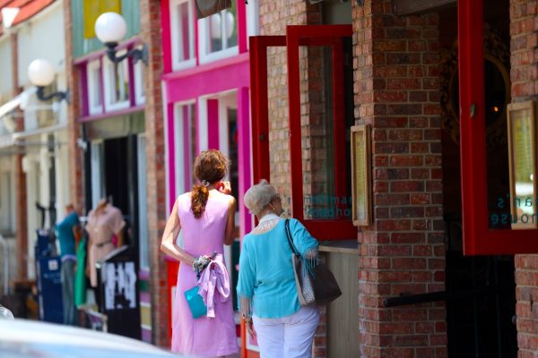 Shopping the Bishop Arts District. Photo courtesy Dallas CVB