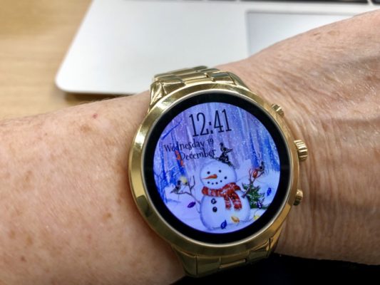 I love being able to customize the face of my Michael Kors Access Runway Smartwatch