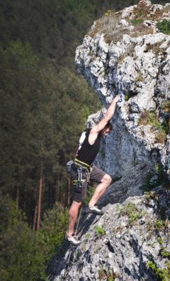 Choose the right hiking boots