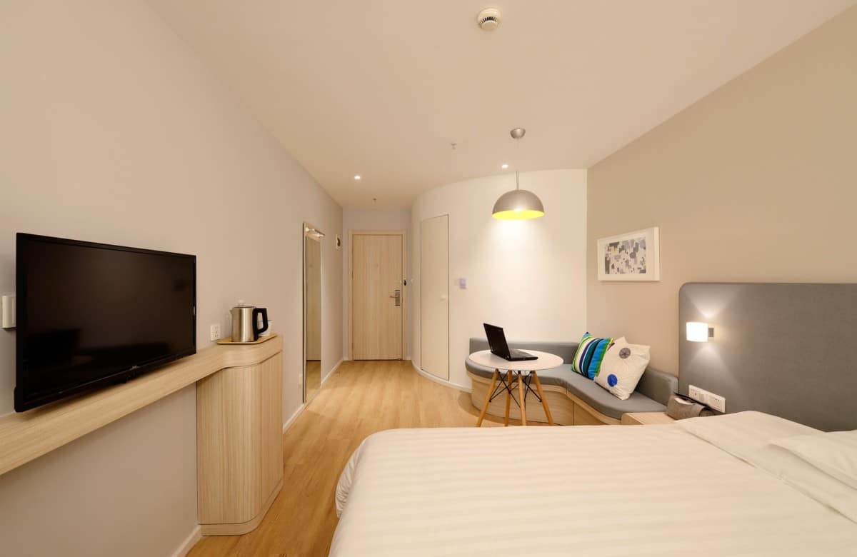 tips for booking the best accommodation for your travels