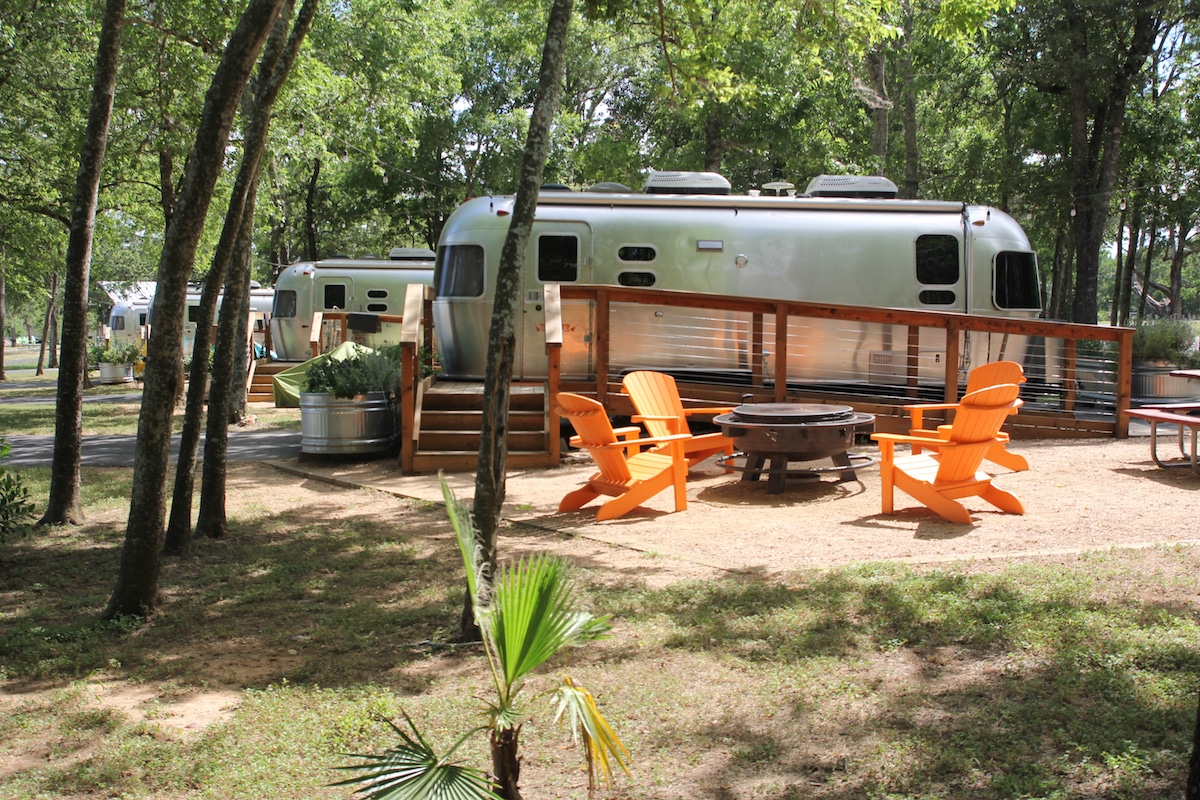 Ultimate Guide to 48 Hours in Bastrop Airstream