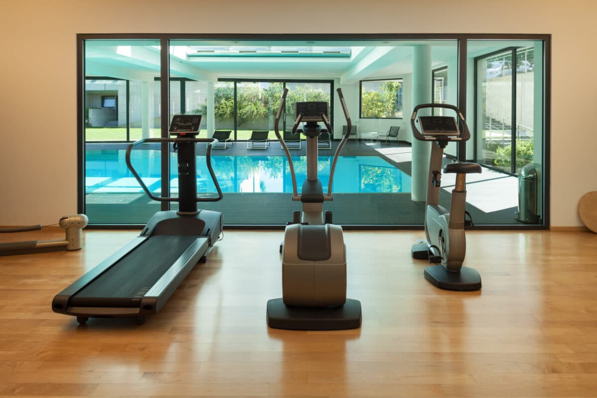 A fitness routine during travel.