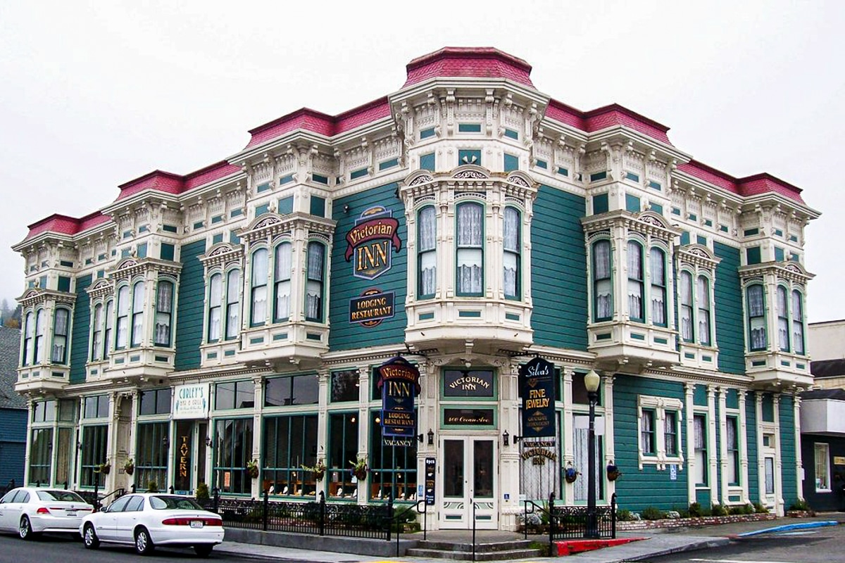 Victorian Inn - The Queen of Ferndale.