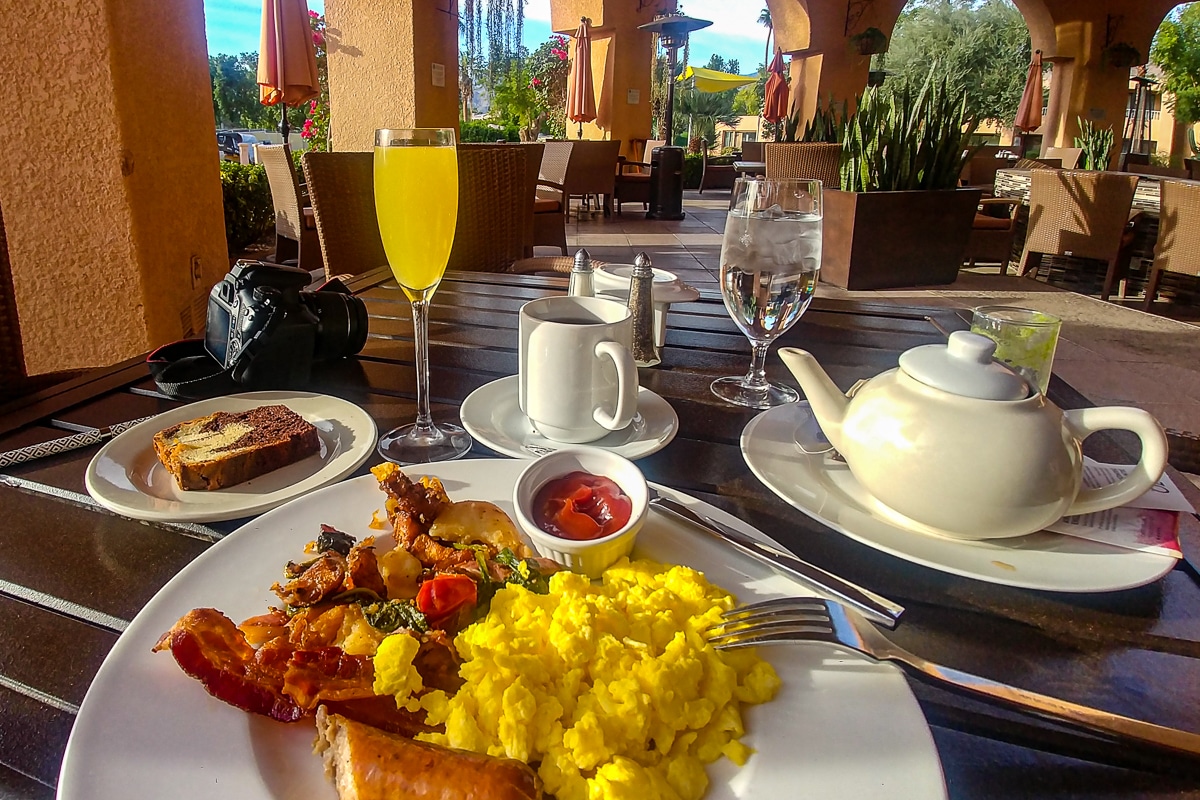 Pinzimini - Al fresco breakfast with Mimosa. Photo by Mary Charlebois