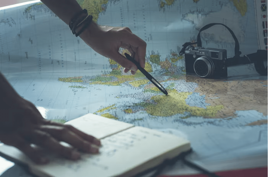 6 Travel Tips from Seasoned Travelers