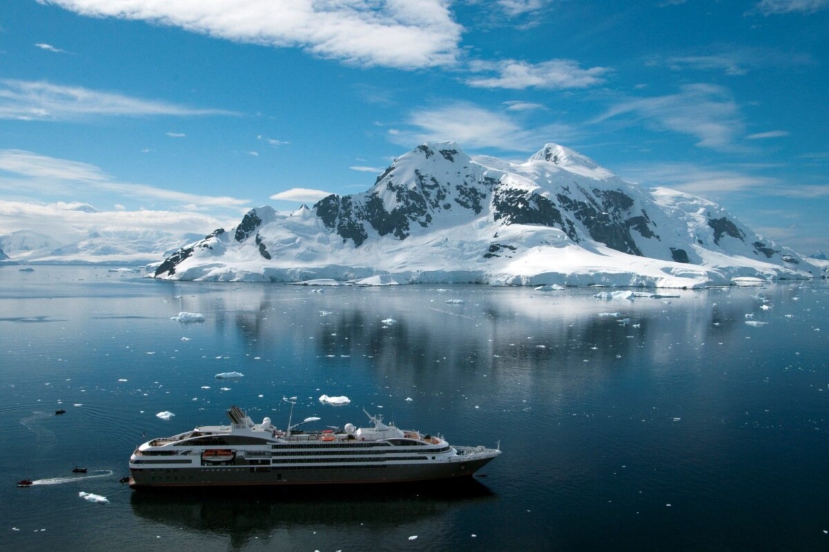 Why Should the Arctic be Your Next Cruise? 1 arctic cruise