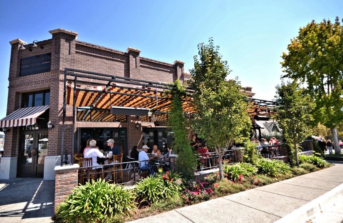 Dining at Rooster Creek Tavern in the Village @ Visit Arroyo Grande