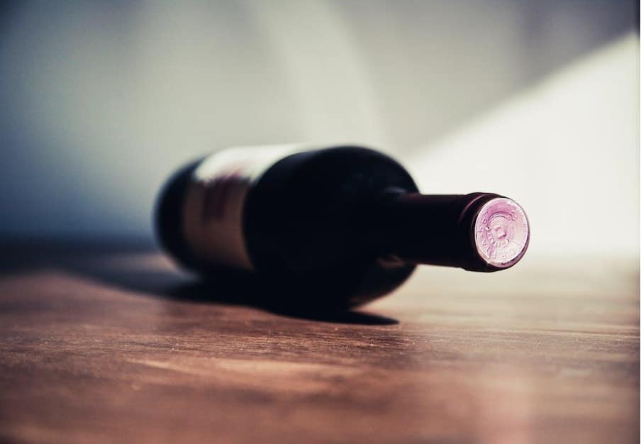 wine delivery wine bottle