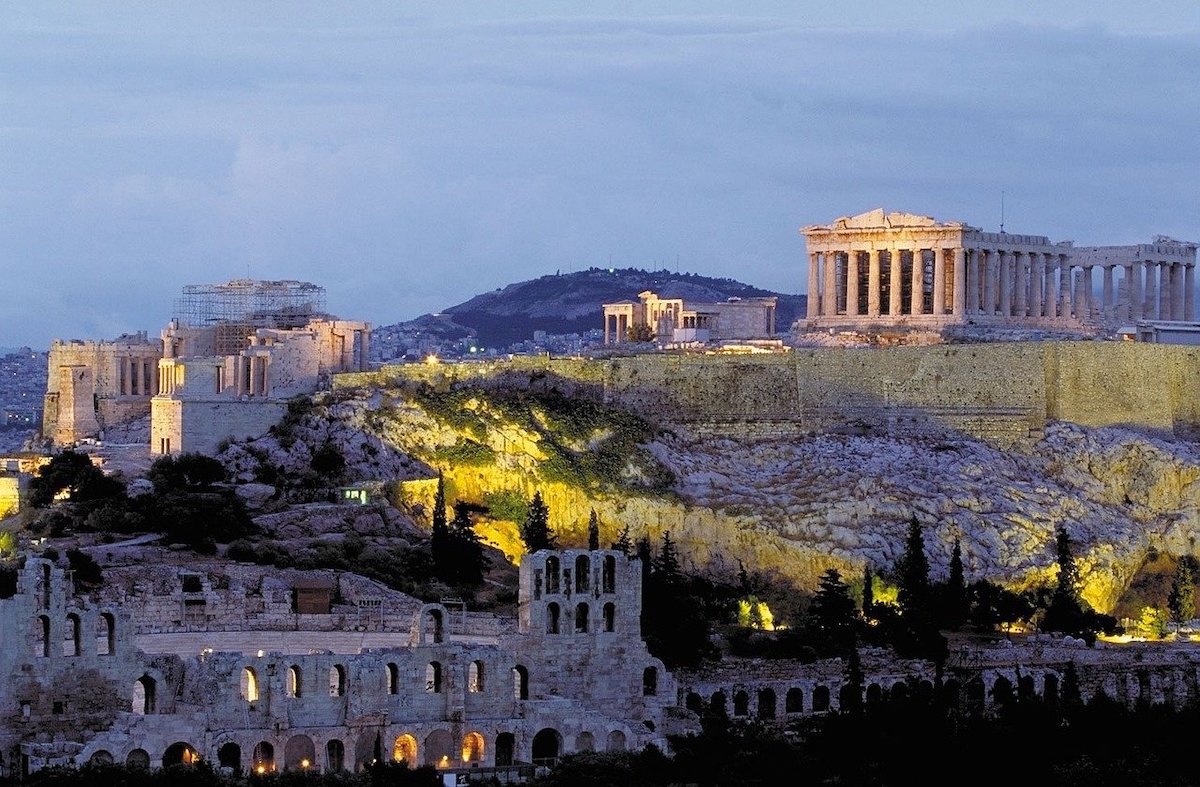 6 places to visit in Athens