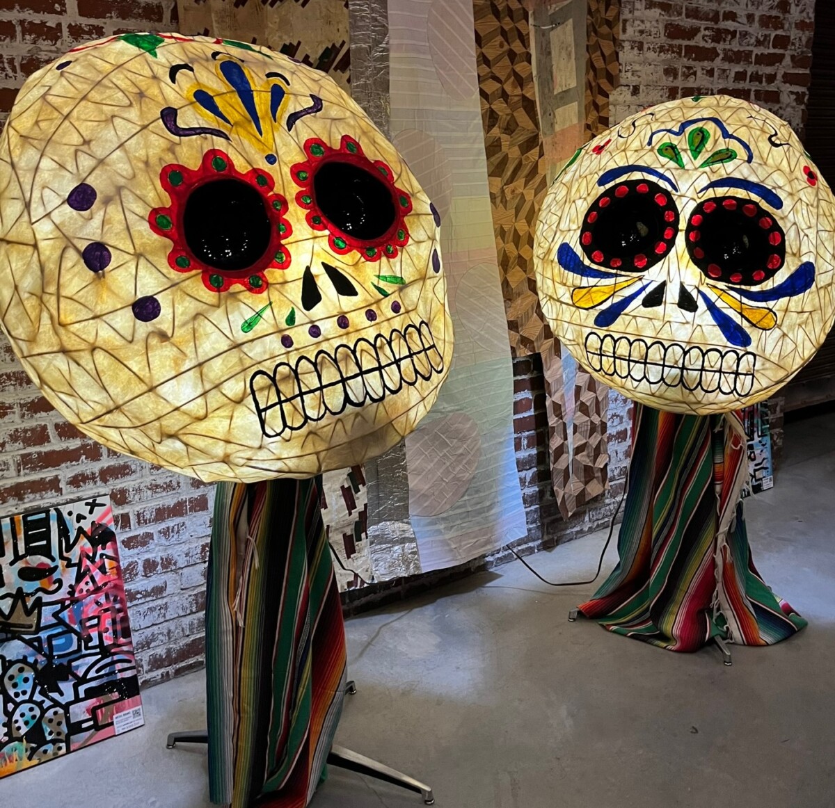 Crossroads Hotel created jaw-dropping Dia de los Muertos decor. 