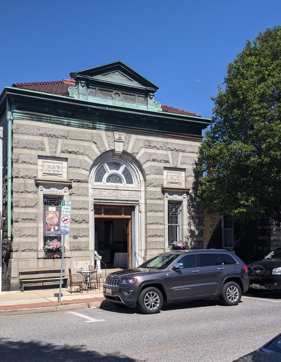 A Photo Guide to What to See When You Visit Maryland 35 The old First National Bank in Havre de Grace.