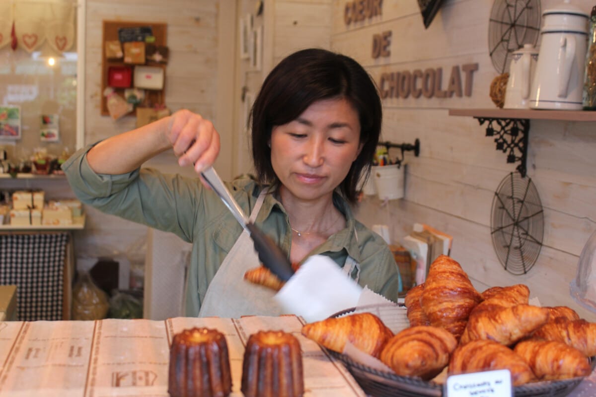 This nice lady married a Frenchman and they moved to Narita where they have a patisserie and chocolate shop. We first stopped in back in 2016 when Coer du Chocolat was relatively unknown. I hope you get a chance to taste their goods. A yummy part of my photo tour of Japan.