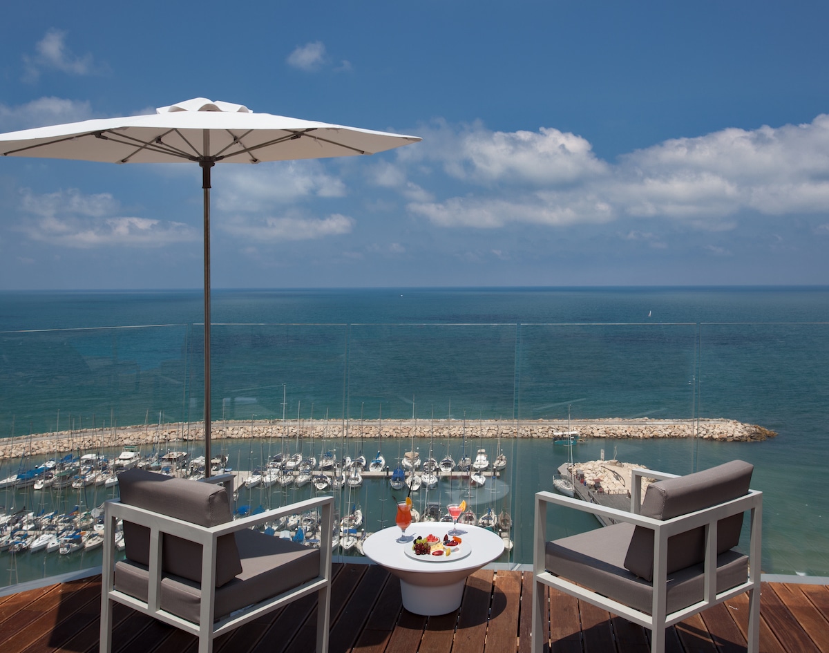 Ultimate Luxury on the beach hotel in Tel Aviv.
