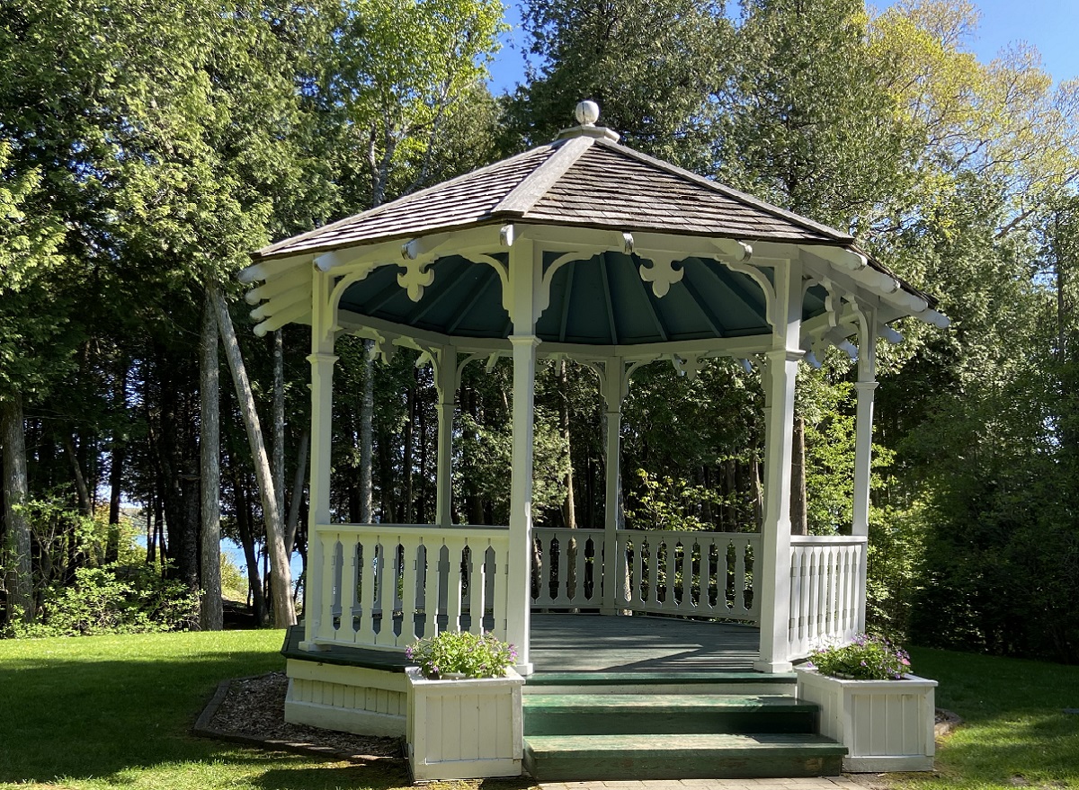 Ultimate Guide to 2 Days on Mackinac Island 8 Somewhere in Time Gazebo.