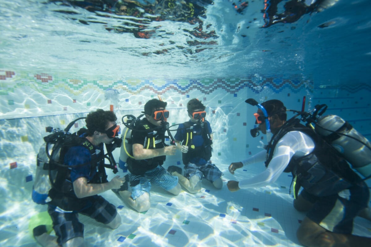 Scuba Lesson 1408