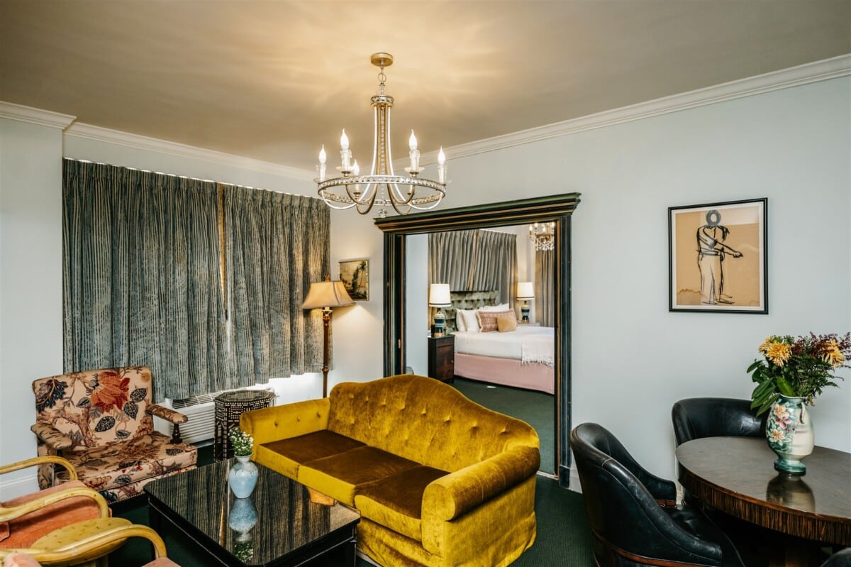 The Ponchartrain Hotel Guest Rooms