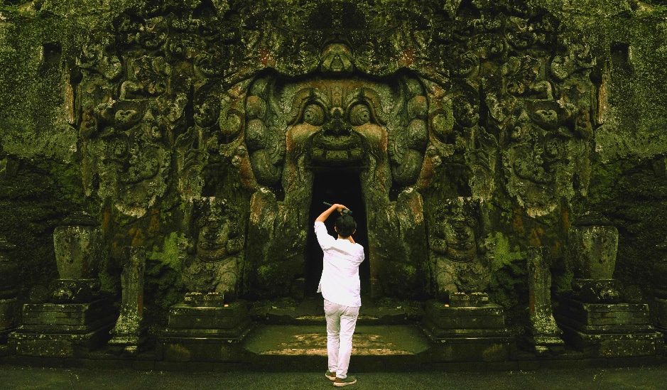 Best of Balinese Culture in Ubud Elephant Temple