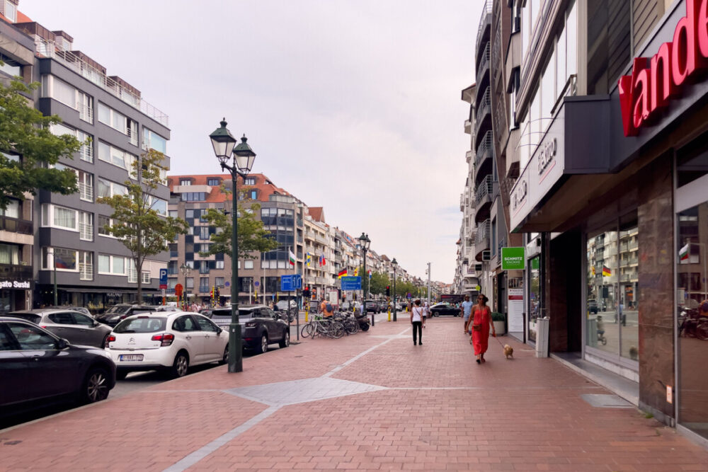 Discover the Charms of Bruges and Knokke-Heist, Belgium 6 People walking in the street in Knokke town