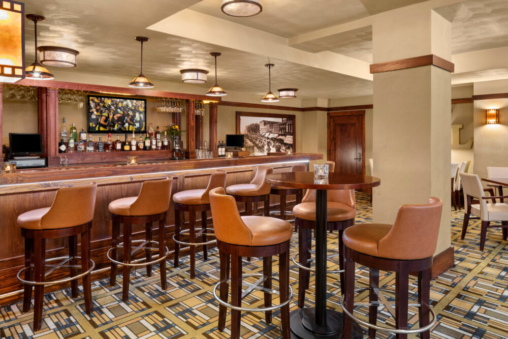 The cozy and welcoming lower level bar offers craft cocktails and more. Photo courtesy of the Historic Park Inn Hotel