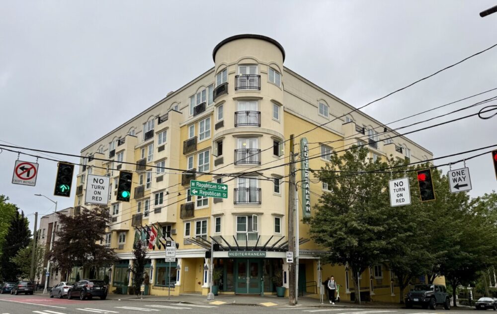 Mediterranean Inn Seattle: A Comfortable Stay in Queen Anne 2 Mediterranean Inn Queen Anne neighborhood Seattle