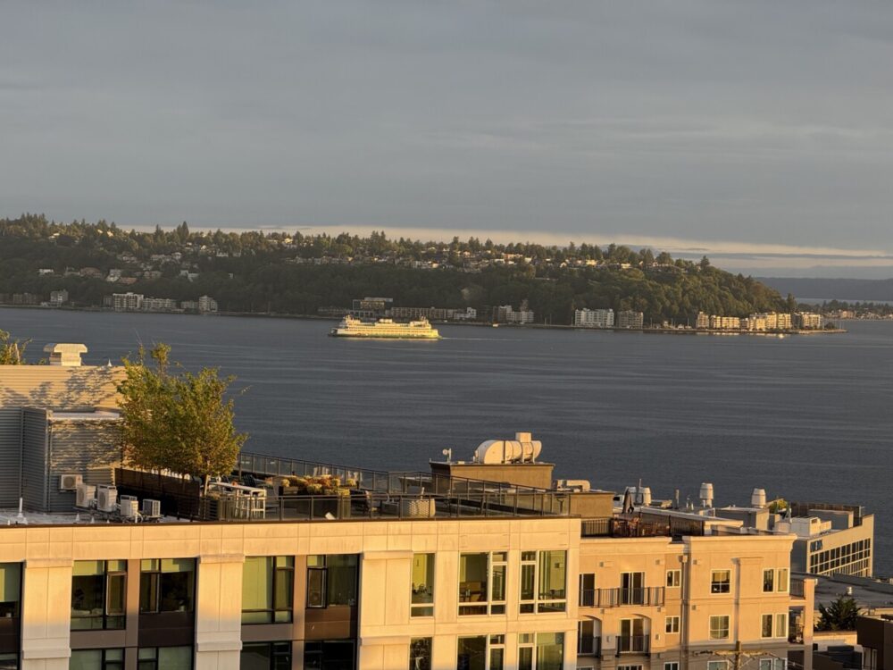 Mediterranean Inn Seattle: A Comfortable Stay in Queen Anne 6 Bainbridge Island