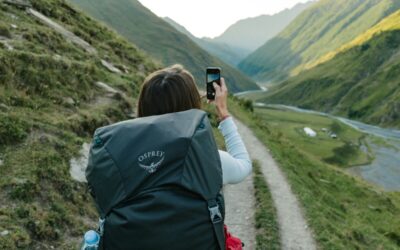 8 Best Travel Apps to Make Your Next Trip Easier and More Memorable